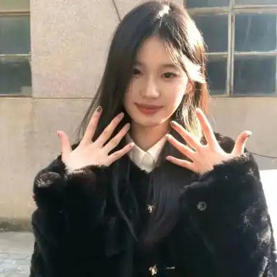 庄翠曼 庄翠曼